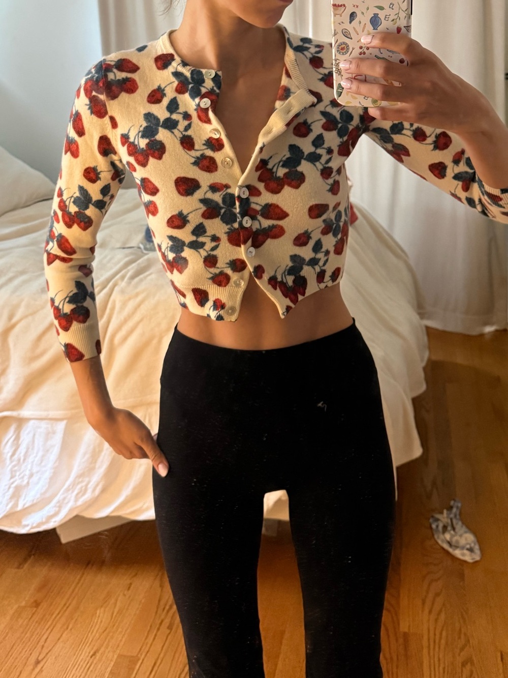 Reformation 🍓 cardigan (cropped/shrunk)